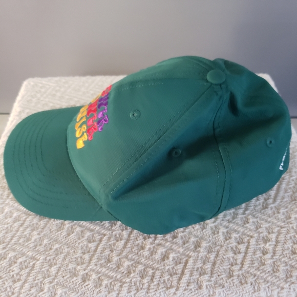 CUTE WOMANS FLOWER POWER CRUISE GREEN CAP. ADJUSTABLE. EMBROIDERED - Picture 2 of 6